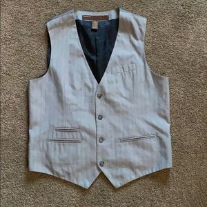 Perry Ellis pale gray striped three pocket vest, L